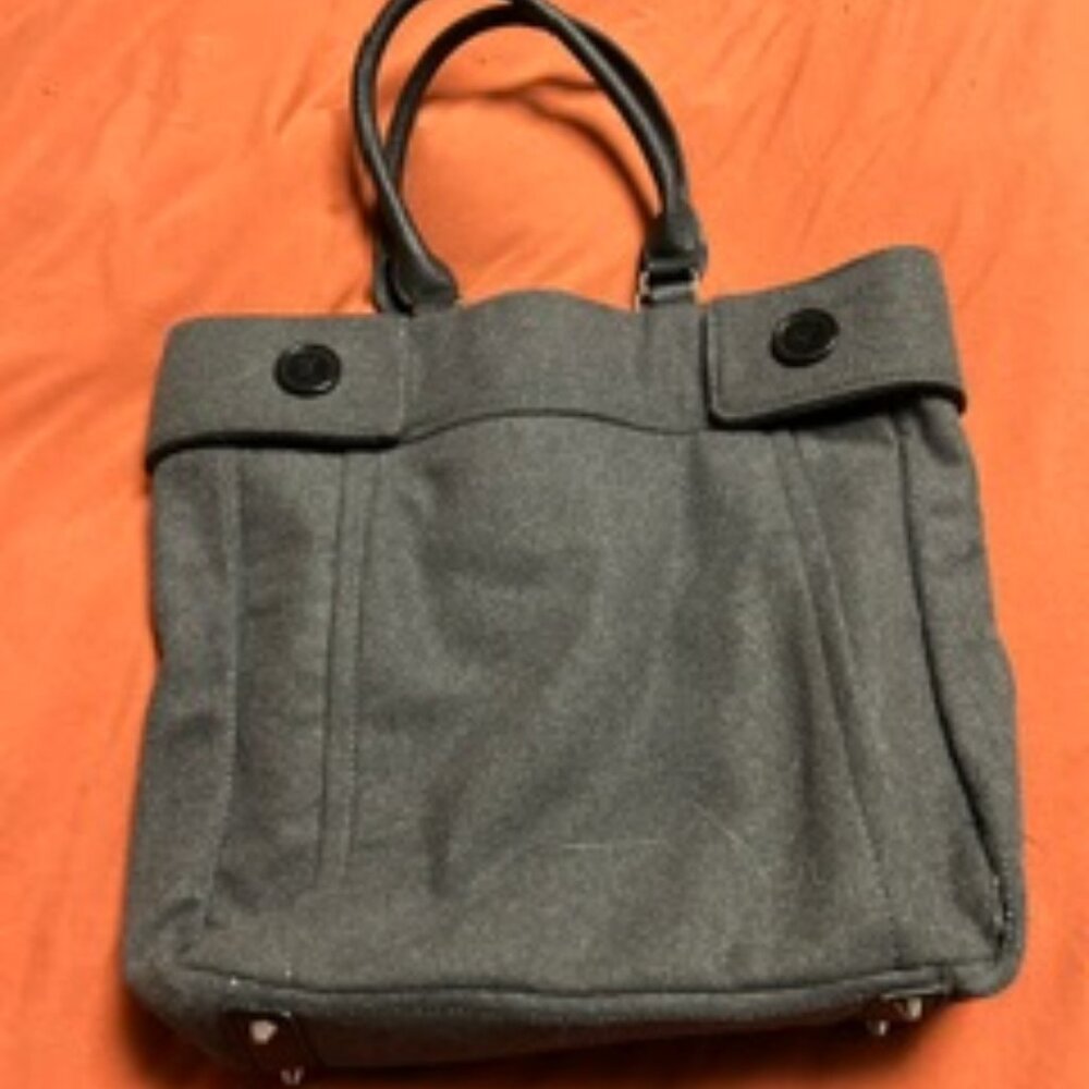 Purse - Picture 2 of 3